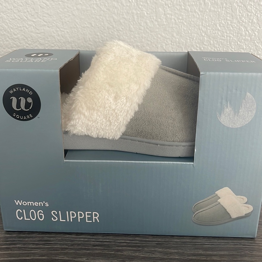 Women slipper /Soft touch fabric with smooth